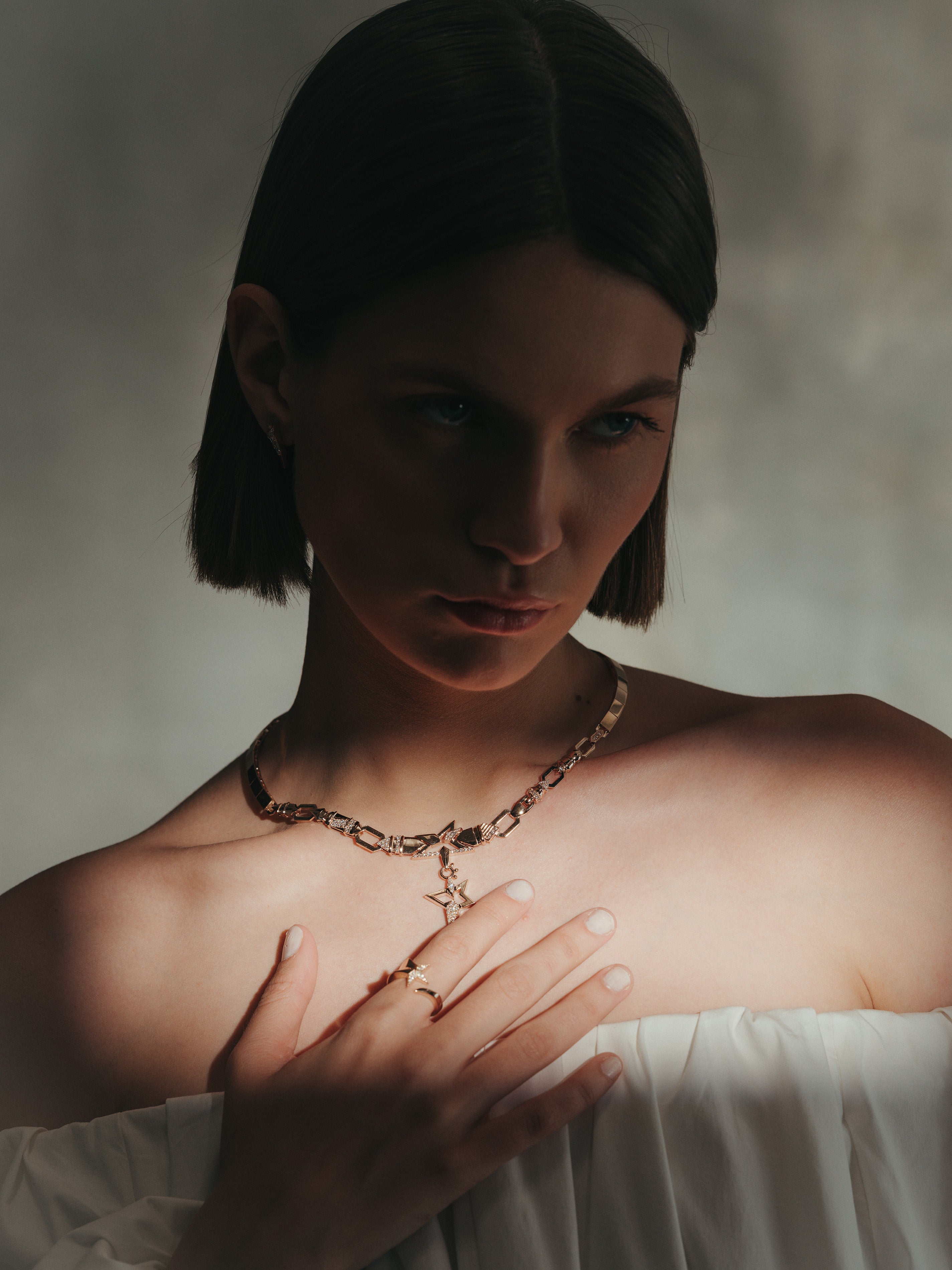 STERN DIAMOND  NECKLACE